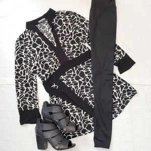 🐱J.T.B. Animal Print Black & White Tunic Top